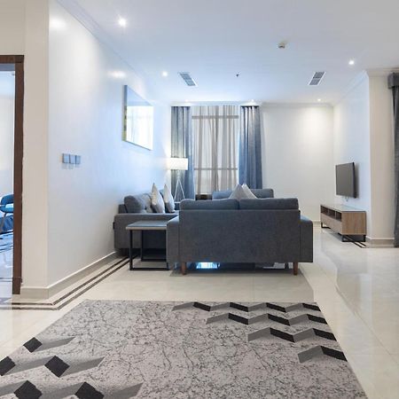The Gate Hotel And Apartments Dammam Exteriör bild