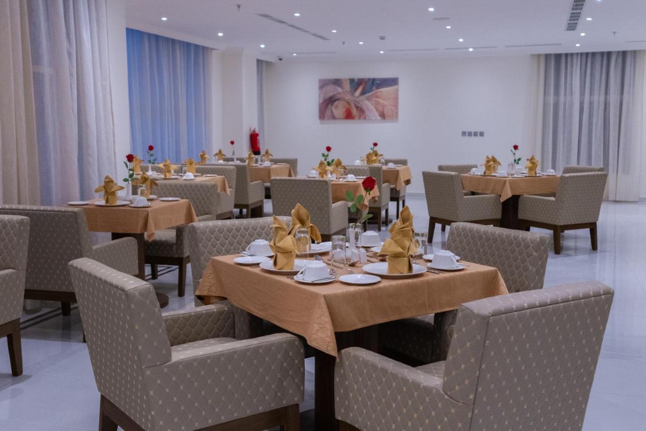 The Gate Hotel And Apartments Dammam Exteriör bild