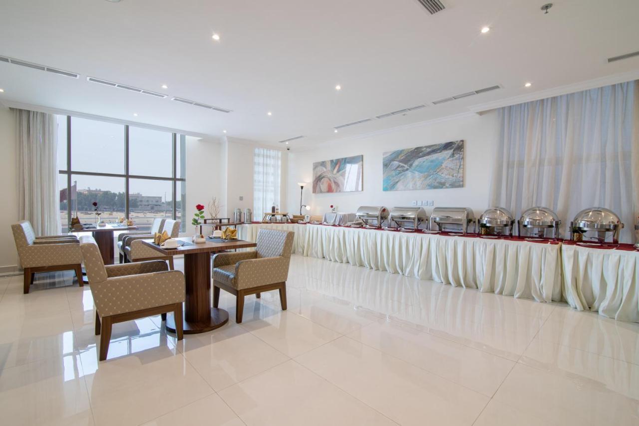 The Gate Hotel And Apartments Dammam Exteriör bild