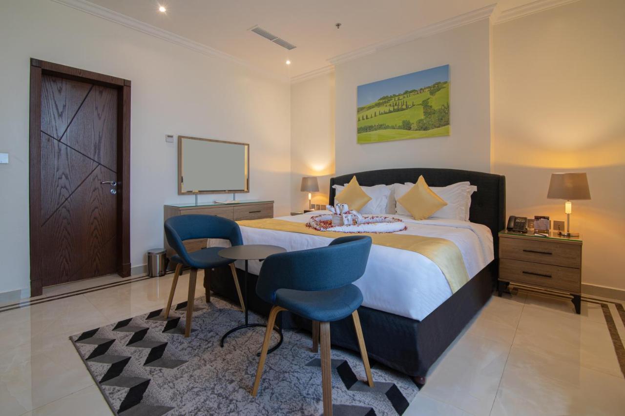 The Gate Hotel And Apartments Dammam Exteriör bild