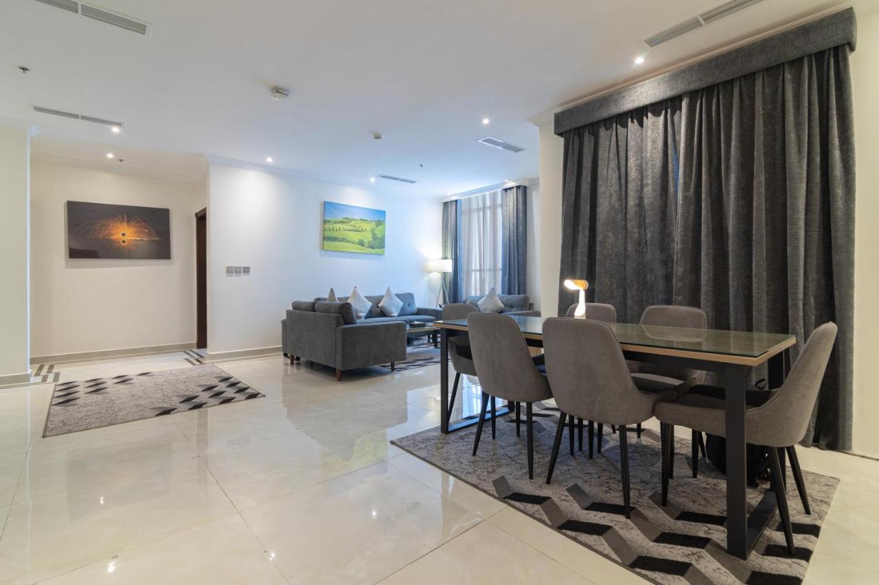 The Gate Hotel And Apartments Dammam Exteriör bild