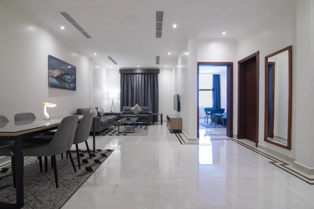 The Gate Hotel And Apartments Dammam Exteriör bild